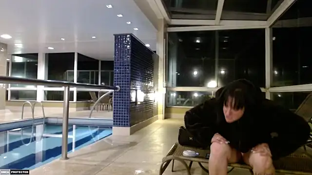 Snapshot of henryhadesflirt chatting on October 25, 2025, 10:48 pm henryhadesflirt online show from October 25, 2025, 10:48 pm