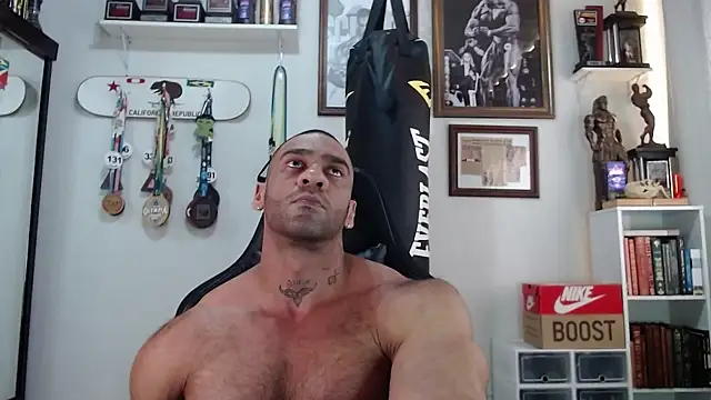 Snapshot of henryhadesflirt chatting on November 19, 2025, 12:16 pm henryhadesflirt online show from November 19, 2025, 12:16 pm