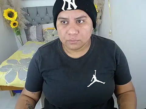 hotlesby valery online show from October 31, 2025, 11:55 am