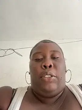 Snapshot of CarolinaGomez_ chatting on November 18, 2025, 3:05 pm CarolinaGomez online show from November 18, 2025, 3:05 pm