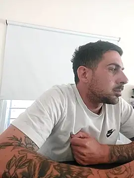 Snapshot of coherro3 chatting on November 13, 2025, 12:15 pm coherro3 online show from November 13, 2025, 12:15 pm