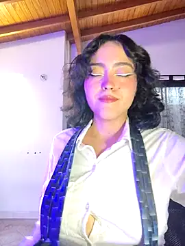 Snapshot of Grecia__x chatting on September 23, 2025, 8:23 pm Grecia x online show from September 23, 2025, 8:23 pm