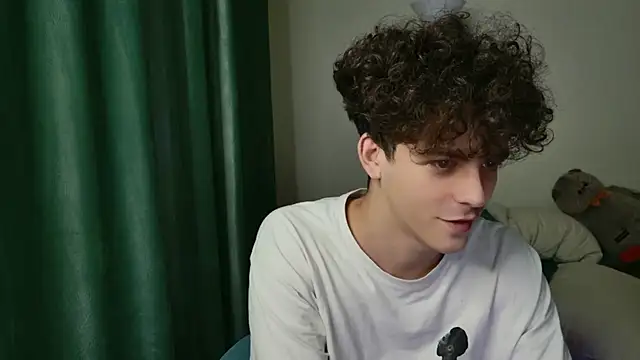 dreamgonetan online show from September 23, 2025, 1:19 am