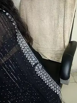 Hey Jully online show from October 26, 2025, 5:02 am