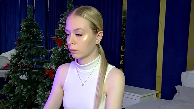 MiaGraces online show from December 18, 2025, 5:13 am