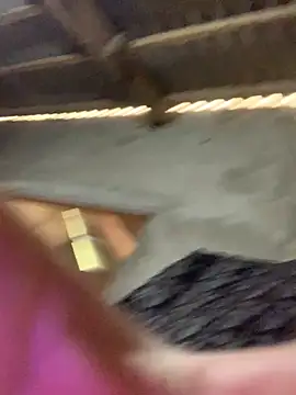 Halyy xx online show from October 16, 2025, 4:24 am