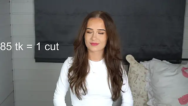 Snapshot of Peachxlush chatting on October 15, 2025, 5:24 pm Peachxlush online show from October 15, 2025, 5:24 pm