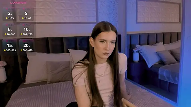 babyy gloria online show from November 9, 2025, 1:53 pm