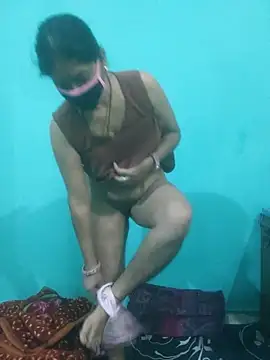 Snapshot of Cute-Charvii chatting on November 18, 2025, 6:12 pm Cute-Charvii online show from November 18, 2025, 6:12 pm