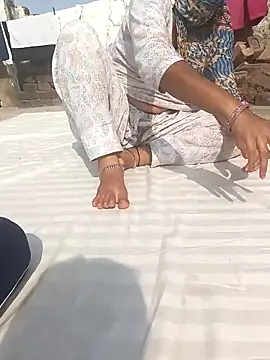 Snapshot of Cute-Charvii chatting on December 18, 2025, 7:25 am Cute-Charvii online show from December 18, 2025, 7:25 am