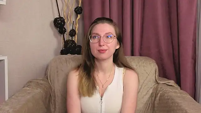 Snapshot of DaliaRadtke chatting on November 16, 2025, 8:14 pm DaliaRadtke online show from November 16, 2025, 8:14 pm