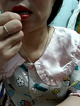 Snapshot of Minssara20 chatting on October 20, 2025, 12:55 am Minssara20 online show from October 20, 2025, 12:55 am