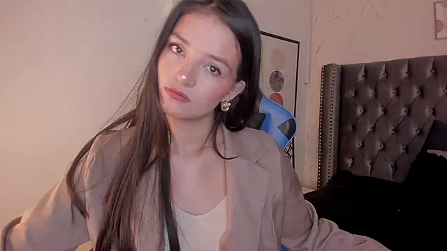 Snapshot of HaathorX chatting on December 2, 2025, 4:24 pm HaathorX online show from December 2, 2025, 4:24 pm