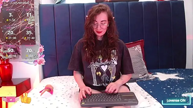 Snapshot of Violet_wish chatting on September 26, 2025, 1:26 pm Violet wish online show from September 26, 2025, 1:26 pm