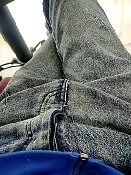 Snapshot of Mizo200 chatting on November 21, 2025, 12:37 pm Mizo200 online show from November 21, 2025, 12:37 pm