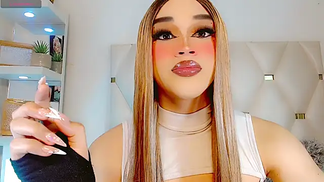 Snapshot of _IsabellaRousse chatting on February 8, 2026, 8:12 pm IsabellaRousse online show from February 8, 2026, 8:12 pm