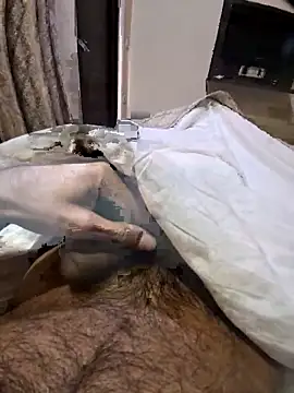 Snapshot of scotchnsoda chatting on December 19, 2025, 6:48 pm scotchnsoda online show from December 19, 2025, 6:48 pm