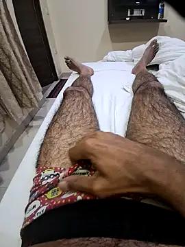 Snapshot of scotchnsoda chatting on February 20, 2026, 3:45 pm scotchnsoda online show from February 20, 2026, 3:45 pm