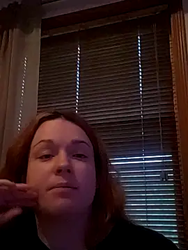Snapshot of bigbutttmilf chatting on September 24, 2025, 11:46 am bigbutttmilf online show from September 24, 2025, 11:46 am