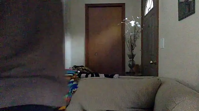 Snapshot of bigbutttmilf chatting on October 22, 2025, 1:44 pm bigbutttmilf online show from October 22, 2025, 1:44 pm
