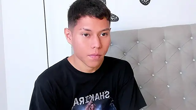 Little liam online show from October 15, 2025, 7:25 pm