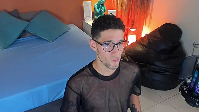 Snapshot of Alex_Russoo chatting on September 25, 2025, 3:54 am Alex Russoo online show from September 25, 2025, 3:54 am