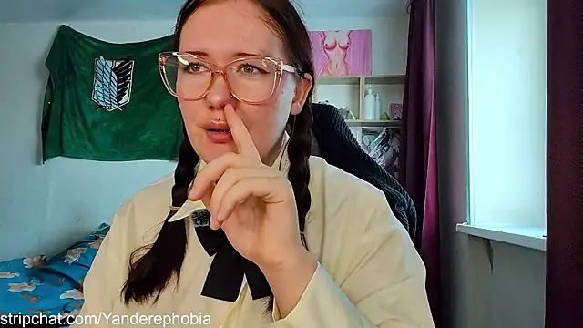 Snapshot of yanderephobia chatting on November 27, 2025, 11:40 pm yanderephobia online show from November 27, 2025, 11:40 pm