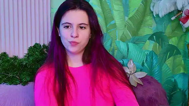 Snapshot of Akira_Halls chatting on December 18, 2025, 8:48 pm Akira Halls online show from December 18, 2025, 8:48 pm