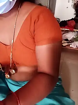 TeluguCuplehyd online show from December 3, 2025, 5:37 am