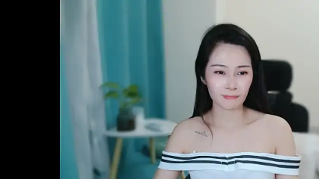 Snapshot of cfxc0317 chatting on November 27, 2025, 12:29 pm cfxc0317 online show from November 27, 2025, 12:29 pm