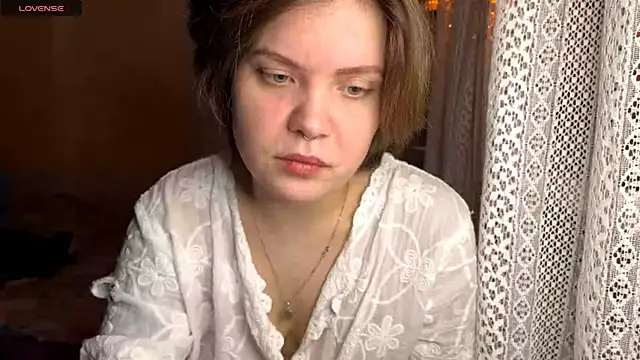 SabrinaFolts online show from November 8, 2025, 6:07 pm