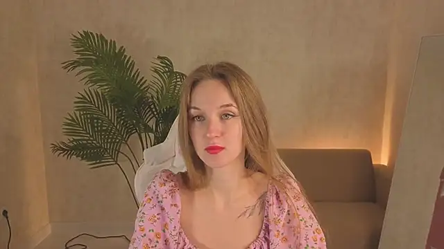 Snapshot of kianawhite chatting on October 21, 2025, 3:40 am kianawhite online show from October 21, 2025, 3:40 am