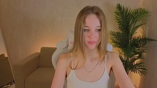 Snapshot of kianawhite chatting on February 25, 2026, 8:35 am kianawhite online show from February 25, 2026, 8:35 am