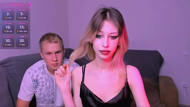 Lori lolii online show from December 19, 2025, 7:10 pm