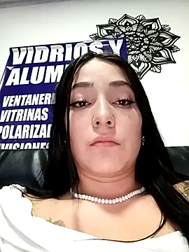  Luna-1 online show from December 18, 2025, 6:58 pm