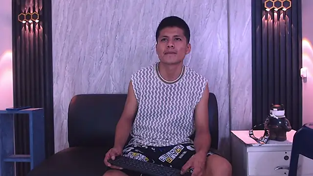 marcus hans  online show from November 30, 2025, 3:05 pm