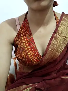 anayahotty online show from October 12, 2025, 10:31 pm