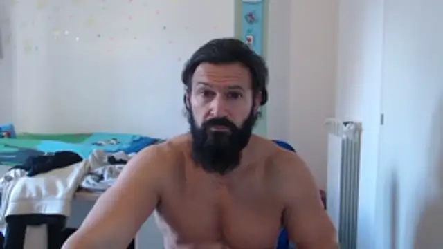 muscoloporco online show from December 19, 2025, 9:27 am