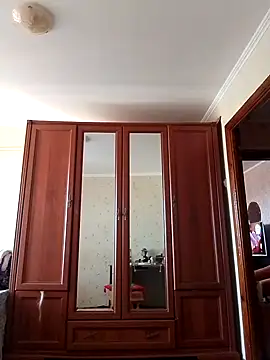 LaraDiva7799 online show from September 27, 2025, 7:24 am