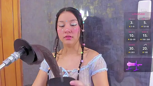 Snapshot of mia_celezte chatting on December 2, 2025, 11:48 am mia celezte online show from December 2, 2025, 11:48 am