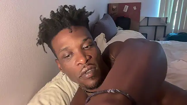 MrDaddyBlackNi9e online show from October 9, 2025, 7:34 pm