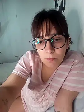 Snapshot of catperigosa chatting on September 28, 2025, 10:26 pm catperigosa online show from September 28, 2025, 10:26 pm