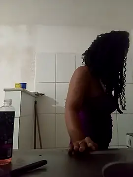 Snapshot of PrettahSantos chatting on January 8, 2026, 3:03 pm PrettahSantos online show from January 8, 2026, 3:03 pm