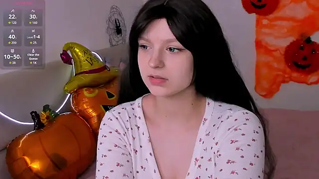 AishaAysitt online show from October 21, 2025, 9:10 am