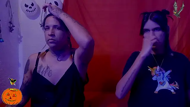 Couple Moth666 online show from October 24, 2025, 12:34 pm