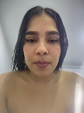 Valery lux16 online show from May 3, 2026, 8:04 pm