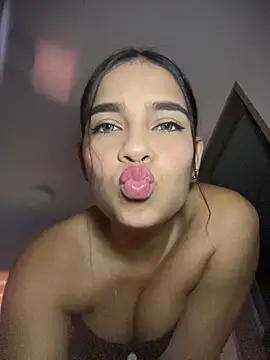 Valery lux16 online show from May 24, 2026, 6:24 pm