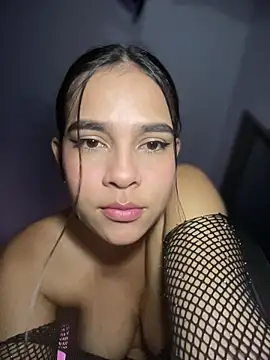 Valery lux16 online show from May 27, 2026, 3:25 am