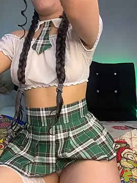 Snapshot of Linda_rouse chatting on December 21, 2025, 7:32 pm Linda rouse online show from December 21, 2025, 7:32 pm