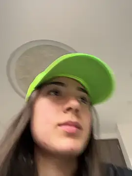 Snapshot of Innerpeace_ chatting on January 5, 2026, 8:56 pm Innerpeace online show from January 5, 2026, 8:56 pm